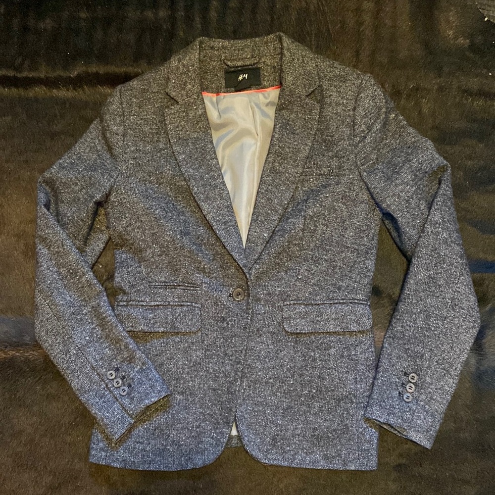 Dark brown blazer - HM - Size 6 - great shape!